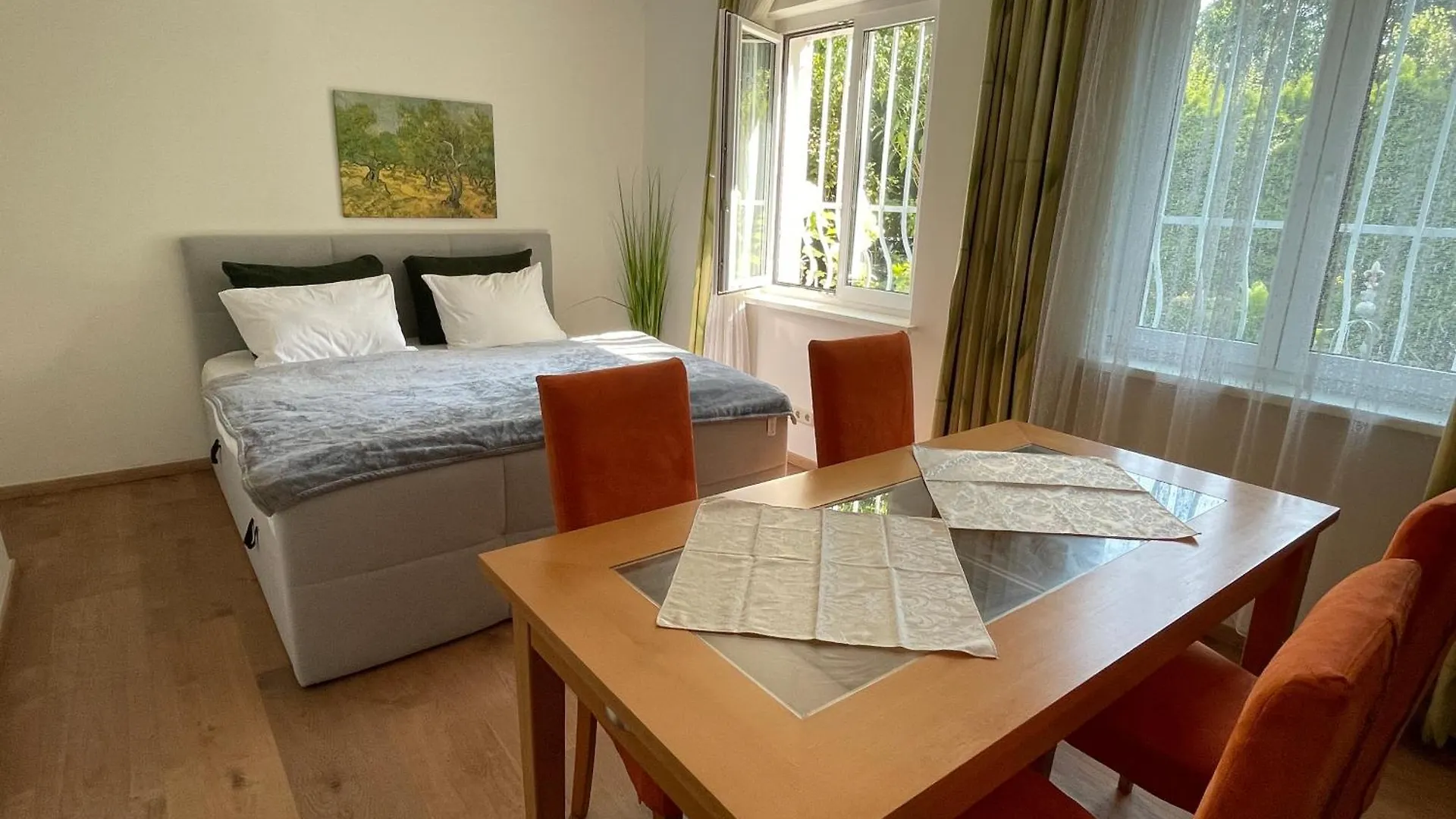 Skyvilla - Gartenwohnung Vienna 0*,  Austria